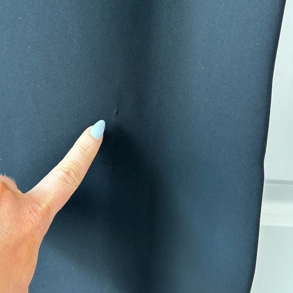 Carmen Marc Valvo Short-Sleeve Beaded Crepe Mini Dress Black (Size 6) - Picture 11 of 11